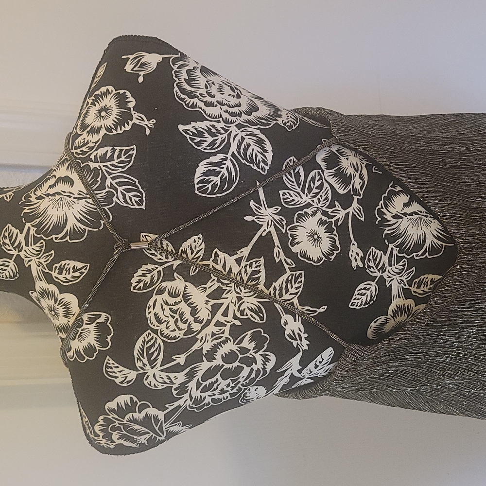 Express Spaghetti Strap Top - Picture 3 of 4
